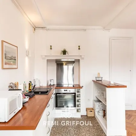 Daire Hypolite 1 Cosy 80 Meters From The Port Of 2 Guest *