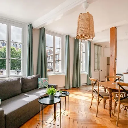 Apartment Hypolite 1 New - Cocooning Flat - 80 Meters From The Port Of