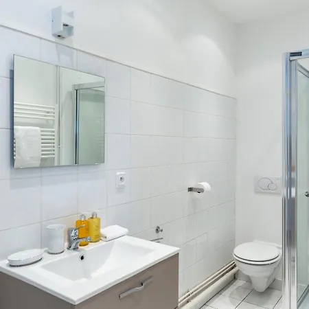 Apartment Hypolite 1 New - Cocooning Flat - 80 Meters From The Port Of *