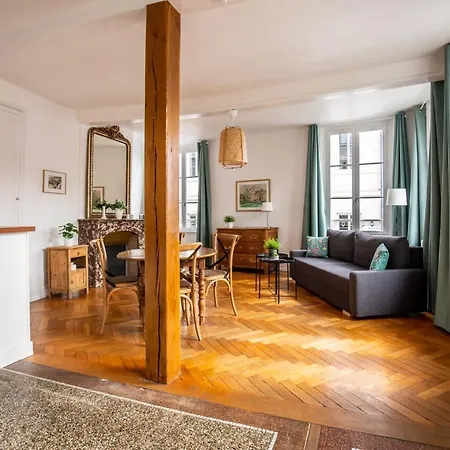 Apartment Hypolite 1 New - Cocooning Flat - 80 Meters From The Port Of